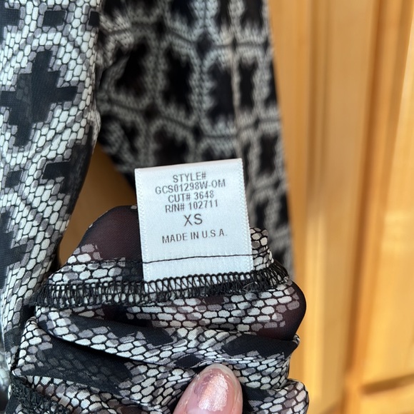 Olivia Moon Women’s Blouse - Picture 6 of 7